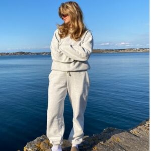 Djerf Avenue Gray Sweatshirt and Sweatpants Set Size Small